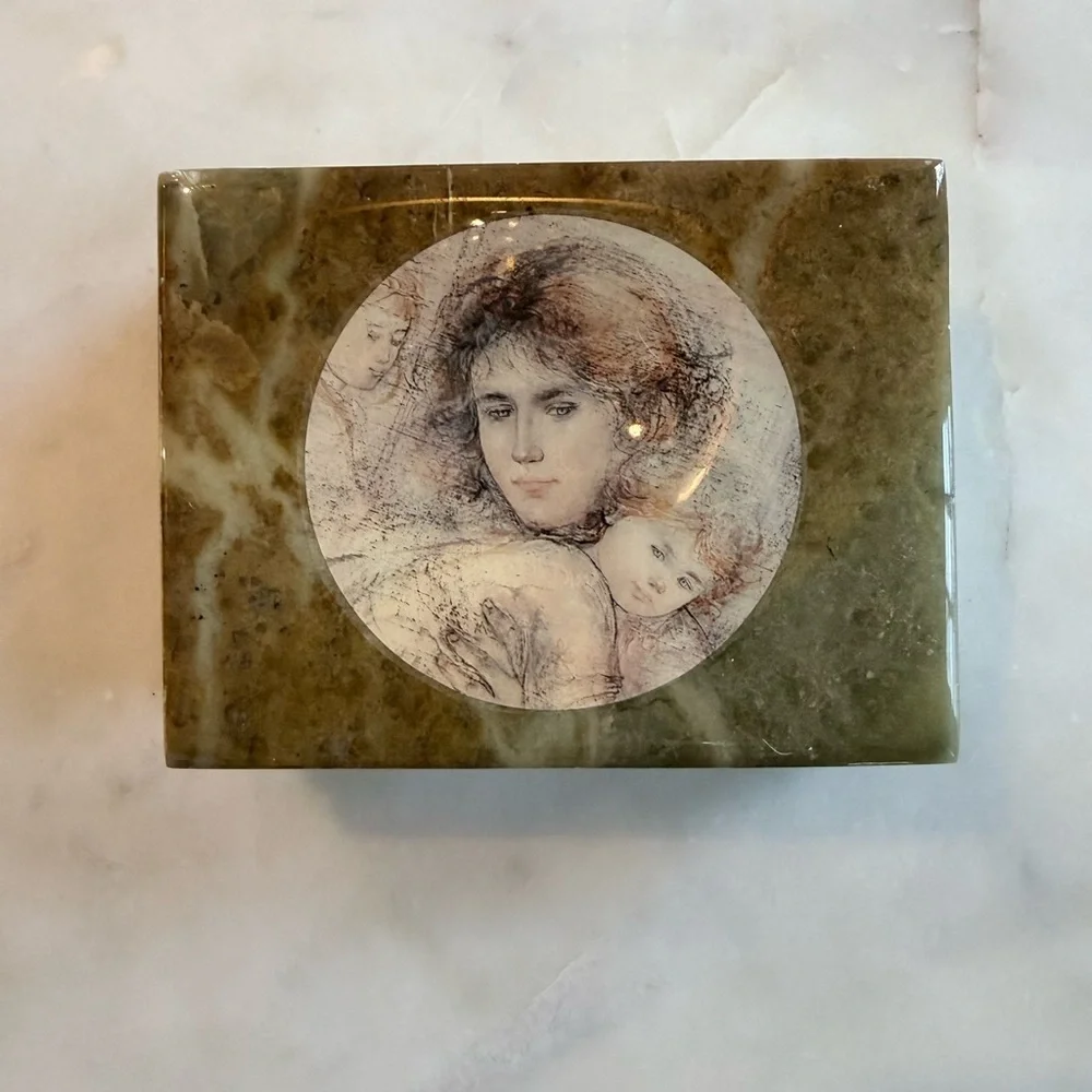 Edna Hibel Green Onyx Trinket Box Mother & Child Art Vintage Handcrafted Stone